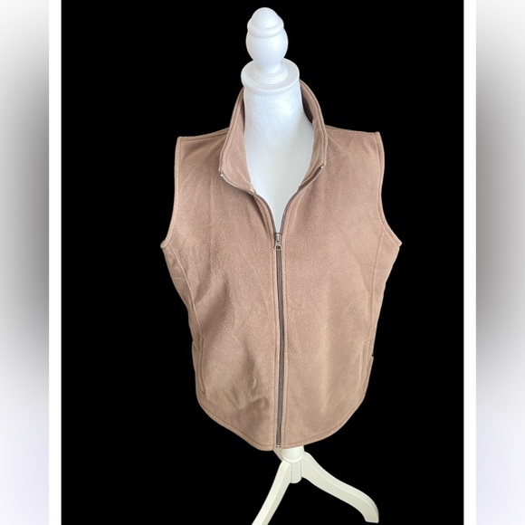 Women’s Woolrich Fleece Vest, Sz L, Monochrome, Minimalist, Outdoor, Hiking - Picture 1 of 5